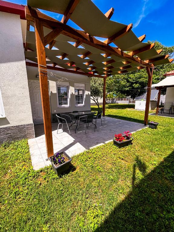 ΣΟΥΙΤΕΣ βραχυχρόνιας μίσθωσης